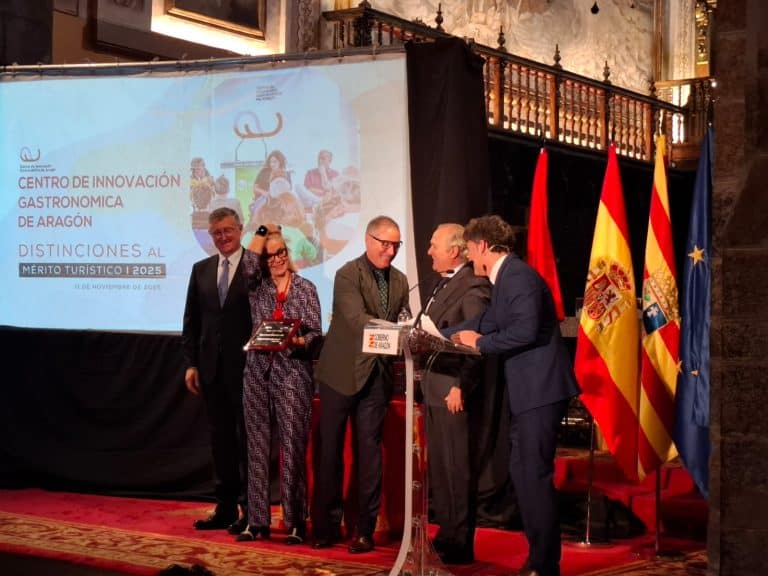 Lee más sobre el artículo El CIGA recibe la Placa al Mérito Turístico del Gobierno de Aragón